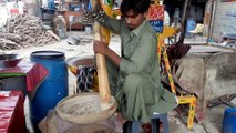 Famous Sindhi Thadal Summer Drink | Street Food Of Karachi Pakistan