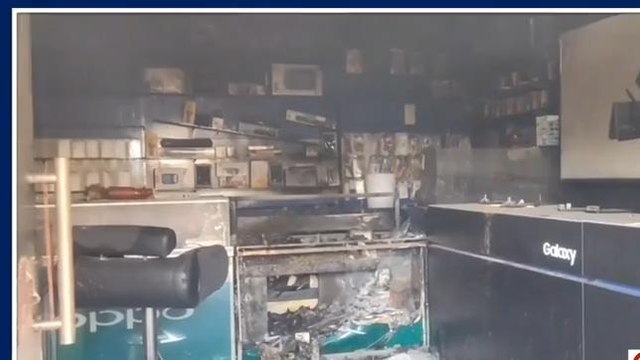 अजमेरःमोबाइल दुकान में लगी आग,इलाके में मची अफरा-तफरी,देखें पूरी खबर