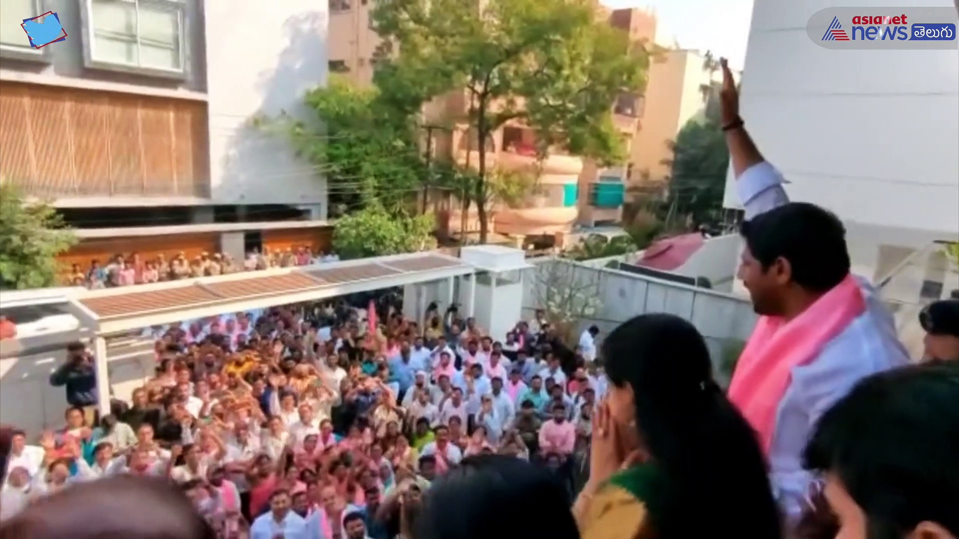 రేవంత్ రెడ్డి వ్యాఖ్య: కవితకు ఛాన్స్ ఇదీ... 