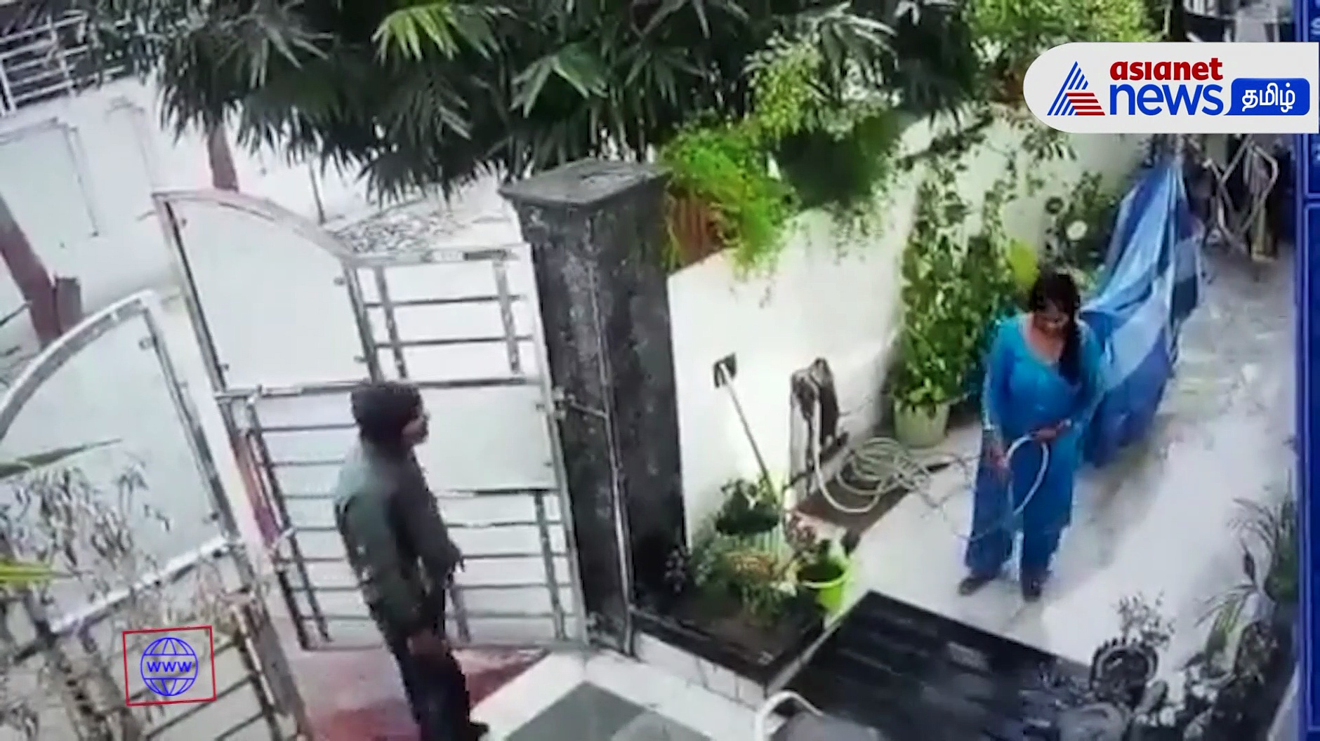 Watch : வீடு புகுந்து பெண்ணின் கழுத்தில் செயின் பறித்த மர்மநபர்!