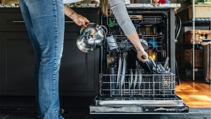 Sparen beim Saubermachen: Spülmaschine nur voll laufen lassen