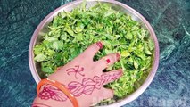 ताजी हरी मेथी से बनाए गरमा-गरम चाय के साथ गेहूं के आटे-हरी मेथी खस्तेदार मठरी - Methi Mathri Recipe