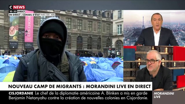 Un migrant installé devant le Conseil d'Etat témoigne en direct dans Morandini Live : Je viens du Sénégal, j'ai 16 ans et j'attends une protection internationale de la France - VIDEO