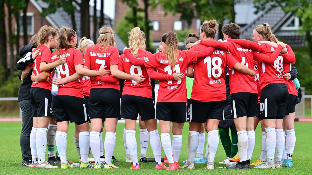 Auswärtssieg am Millerntor: 96-Frauen schlagen Kiezkickerinnen