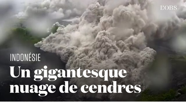 L'éruption volcanique du Semeru en Indonésie entraîne des milliers d'évacuations