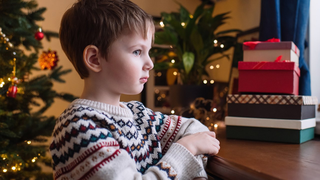 Zweifelt dein Kind am Weihnachtsmann? So kannst du reagieren!