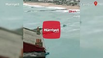 Arnavutköy'de fırtına ve dev dalgalar nedeniyle balıkçı tekneleri alabora tehlikesi yaşadı