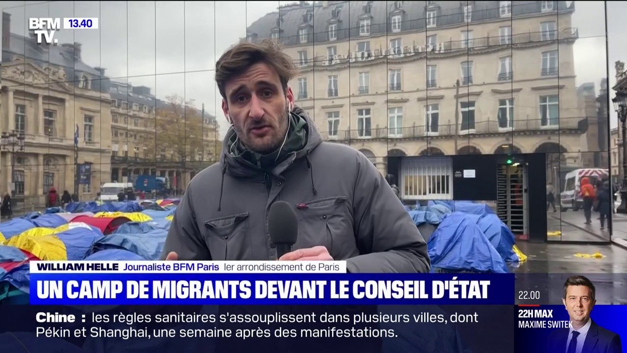 Des migrants installés devant le Conseil d'État pour demander des hébergements d'urgence