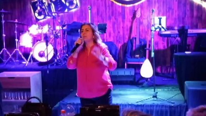 Türk Kadınları Birliği Samsun Şube Başkanı Çubukçuoğlu: "Erkeklerin 3 Metre Arkasından Yürümüyorsam Bu Mücadeleyi Başlatan Atatürk'e Borcumuz Var"