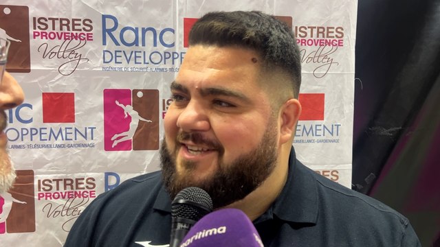 Le coach d'Istres Provence Volley Matteo Pentassuglia après la victoire contre Romans