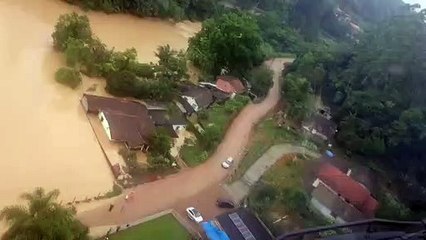 Vídeo em helicóptero revela força da chuva em Benedito Novo