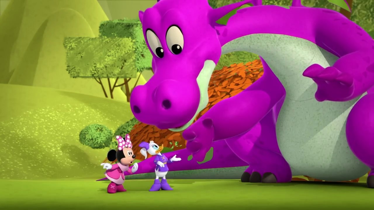 Farfus' Family! | Mickey Mouse Funhouse | Cartoon for kids