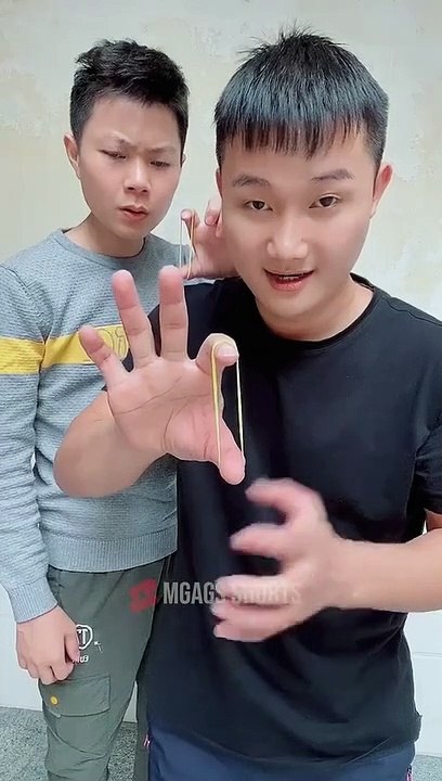 Easy magic tricks with rubber band!