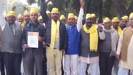 बलिया: निकाय चुनाव में आरक्षण की मांग को लेकर गोंडवाना ने, डीएम को सौंपा पत्रक