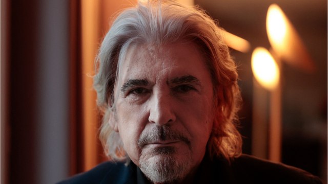 GALA VIDÉO - Serge Lama, ses rares confidences sur sa première épouse : “Je regrette de l’avoir sans doute rendue triste