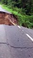 Cratera gigante interdita rodovia usada como rota alternativa entre Paraná e Santa Catarina