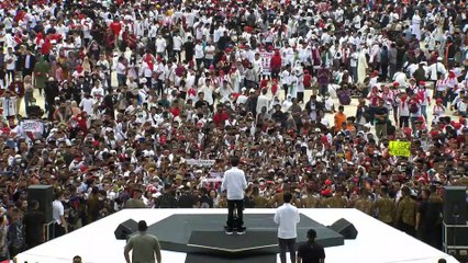 Breaking News...Pidato Full h Presiden diacara Relawan Jokowi NUSANTARA BERSATU...Siapa Calon Pemimpin Berambut Putih yg Dimaksud....??