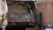 Bin strikes begin in Merseyside - LiverpoolWorld news bulletin