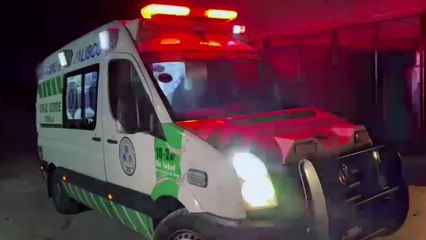 Lo agredieron con un picahielo por orinar frente a sus hijas y en vía pública