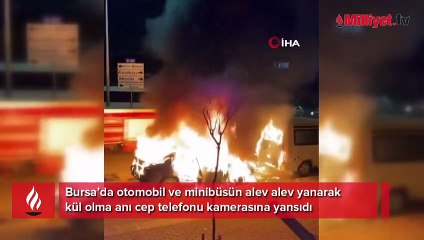Yanan otomobilden sıçrayan alevler minibüsü kullanılamaz hale getirdi