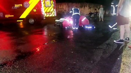 A uma quadra de distância de tombamento na Av. Carlos Gomes, colisão é registrada