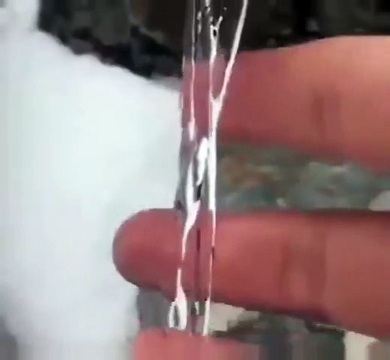 Laminar flow, when water looks solid #shorts #viral #shortsvideo #video #innovationhub