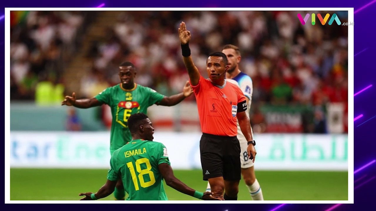 Wasit Piala Dunia Qatar Pelototi dan Teriaki Sosok Misterius