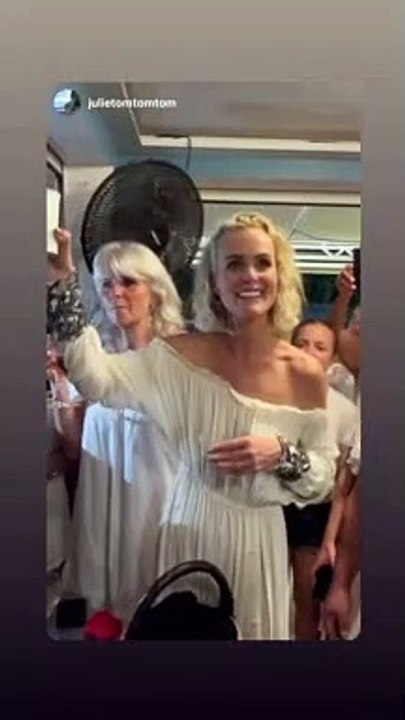 Laeticia Hallyday à la veillée, 5 ans après la mort de Johnny Hallyday, le lundi 5 décembre 2022 à Saint-Barth