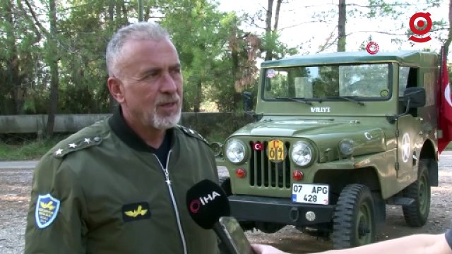 Kırmızı ışıkta durunca herkes satılık olup olmadığını soruyor