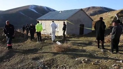Hakkari'de ölü bulunan üç kişi aynı mezarlıkta defnedildi