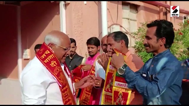 ચૂંટણી બાદ CM ભૂપેન્દ્ર પટેલે અંબાજી મંદિરમાં પરિવાર સાથે દર્શન કર્યા