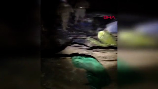 Tespit edilen 14 sığınak ile PKK'nın sözde el yapımı patlayıcı eğitim kampı imha edildi