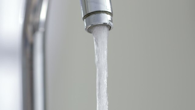 Water company giving huge discounts: Average £200 savings on bills