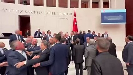 Tuncay Özkan yeni görüntüleri paylaştı: Hüseyin Örs yoğun bakımda