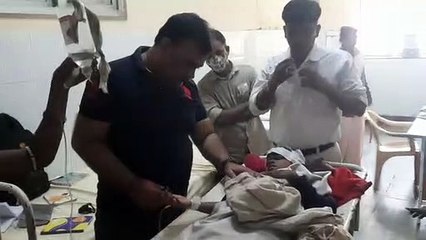 बच्चों से भरा टैंपों पलटा, नौ बच्चे जख्मी