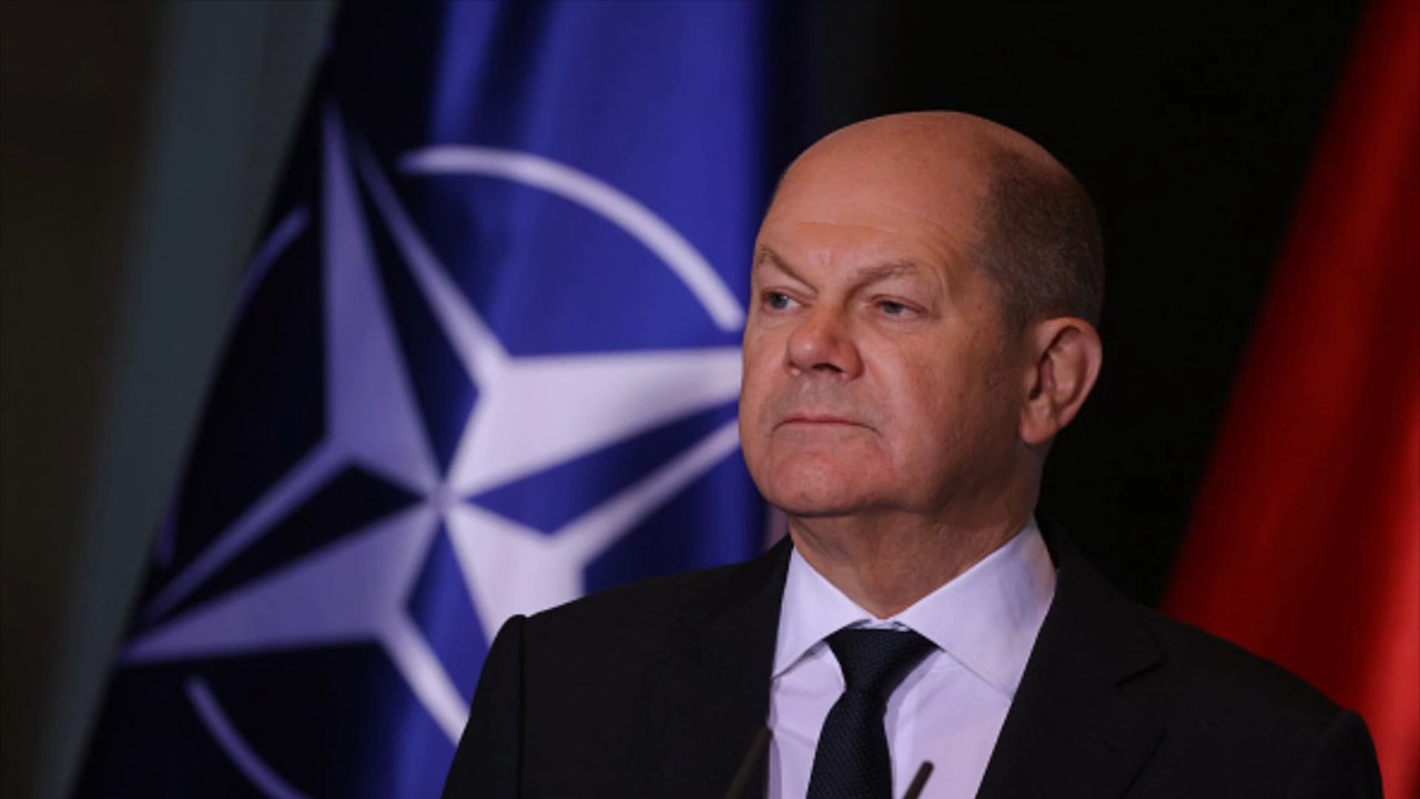 So rechtfertigt Scholz seinen Besuch bei Putin!