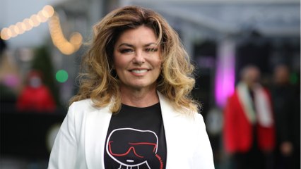 VOICI - "C'était terrible" : Shania Twain fait de lourdes révélations sur les abus sexuels de son beau-père