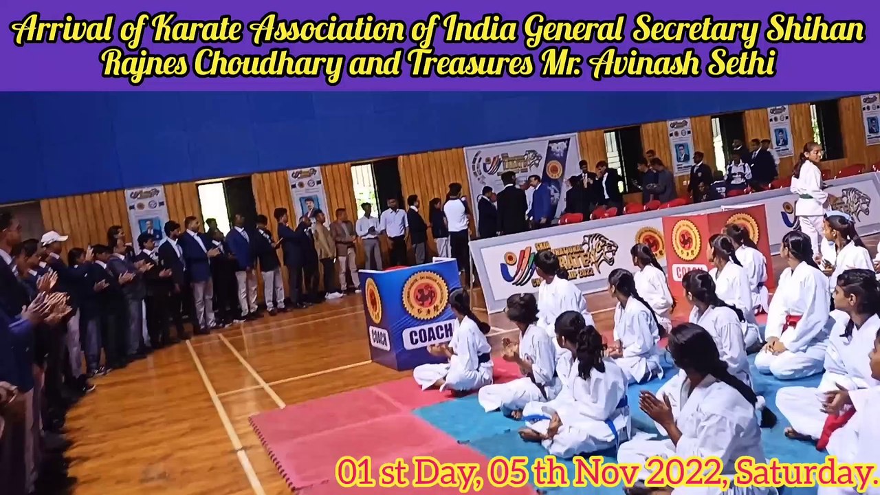 "এস.কে.আই.এ আন্তর্জাতিক ক্যারাটে ক্রীড়া প্রতিযোগিতা ২০২২" -র শুভ উদ্বোধনী অনুষ্ঠান মঞ্চে, জাতীয় ক্যারাটে ক্রীড়া সংগঠনের সাধারণ সম্পাদক, সিয়হান রাজনেস চৌধুরী ও কোষাধ্যক্ষ শ্রী অবিনাশ শেঠজির আগমন।