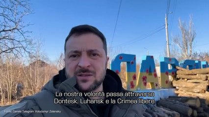 Zelensky visita Donbass "Celebreremo le Forze Armate in terra libera"