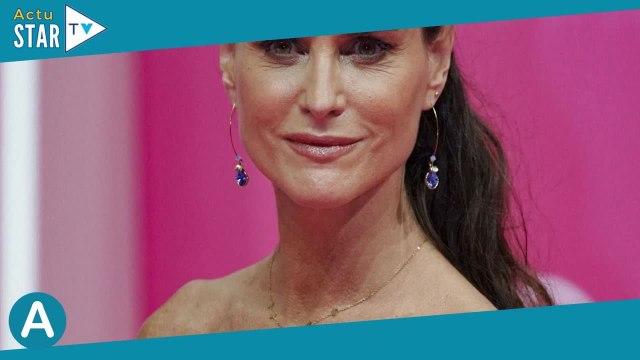 On était des bébés ! : Carole Dechantre avec son très discret mari, elle retrouve de très vieilles