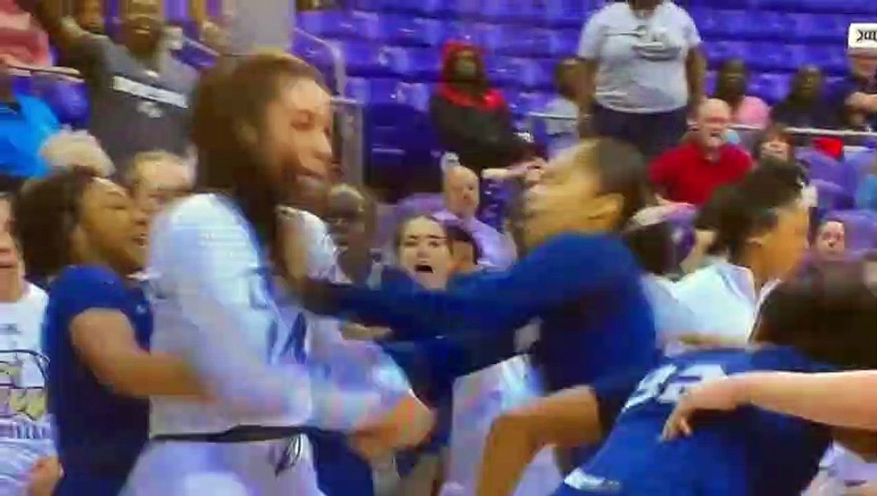 WOMEN'S COLLEGE BASKETBALL TCU, GW GET INTO FISTF!GHT ON C@URT 8 Players E!ected video