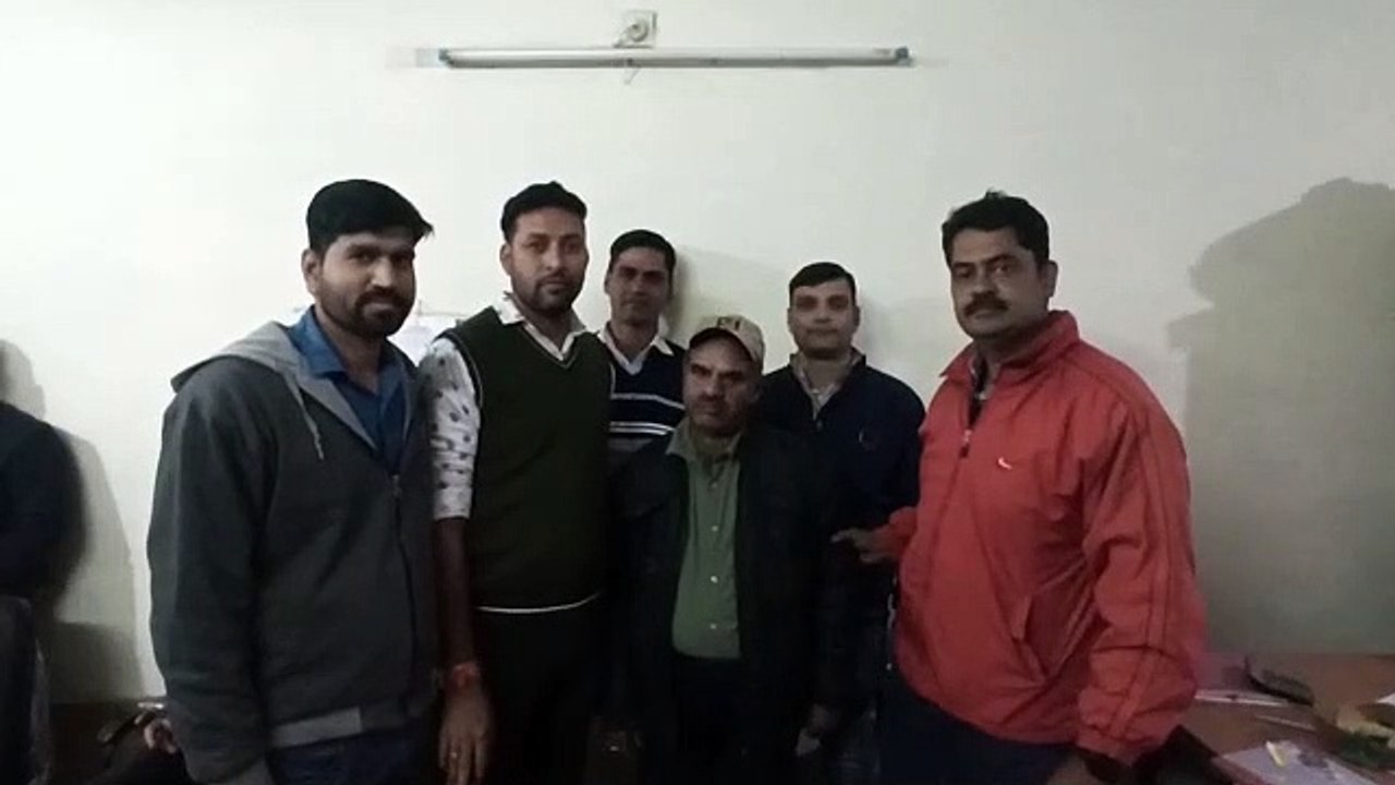 officer arrested for taking bribe in collectorate