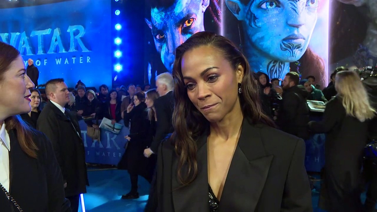 Zoe Saldaña chats Avatar: The Way of Water at World Premiere