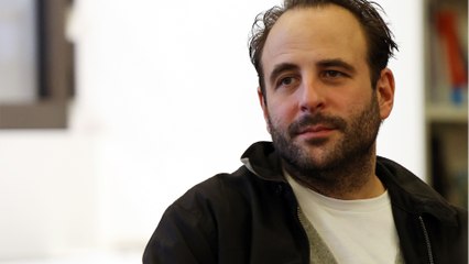 Voici - Vincent Macaigne victime d'un usurpateur : le comédien lance un appel à l'aide sur les réseaux sociaux