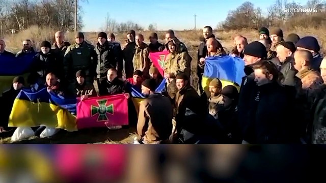 Ukrainian soldiers including Mariupol defenders returned in prisoner swap
