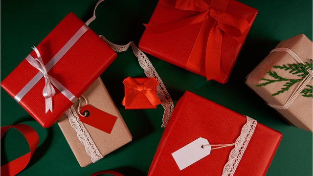 Don manuel, présent d’usage : faut-il déclarer vos cadeaux au fisc ?