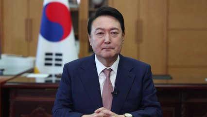 [더정치] 尹 지지율 3주째 ↑... "특권 반칙 안 통해" vs"노동계 때려잡기" / YTN