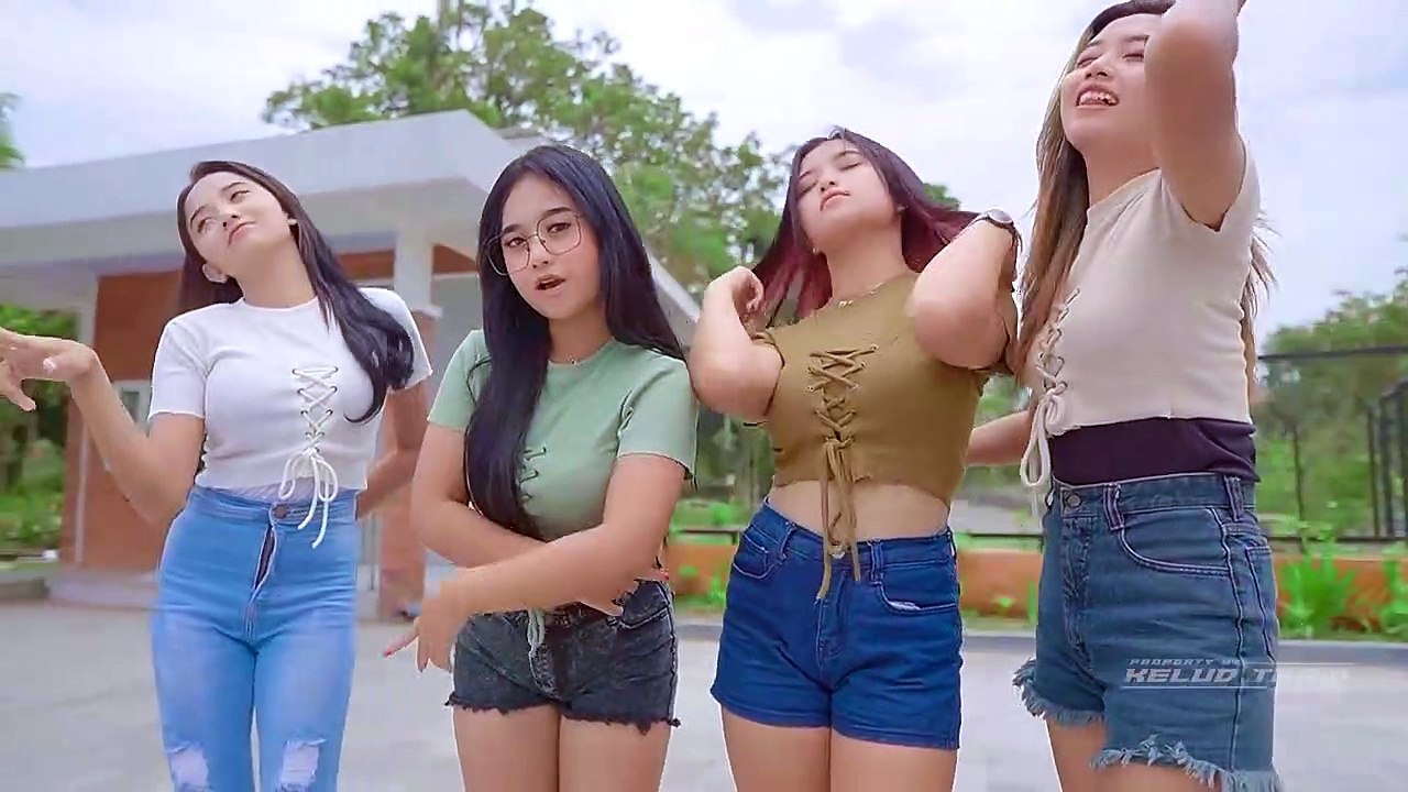 DJ JEDAG JEDUG CEK SOUND PALING ENAK UNTUK JOGET BASS BETON