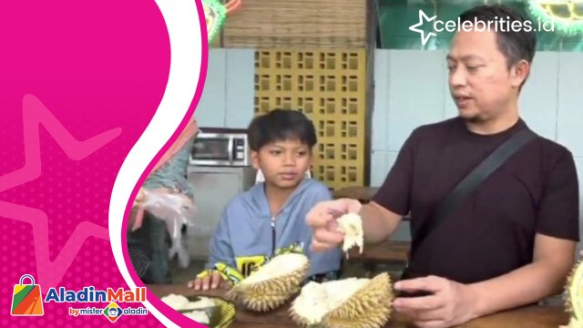 Farel Prayoga Hobi Berburu Durian di Luar Waktu Pentas
