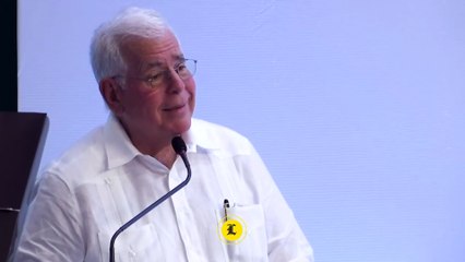 ABINADER Y SU CHISTE DE BÉISBOL AL RECONOCER AL AGROEMPRESARIO JOSÉ MANUEL MALLÉN